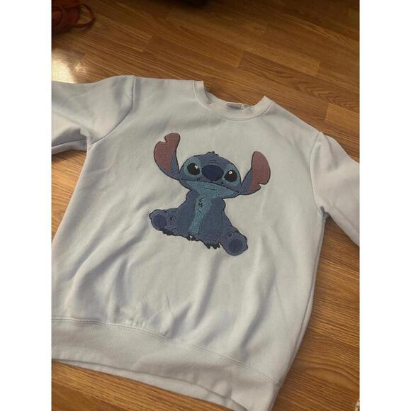 Disney Lilo & Stitch Sweatshirt Size Small - Picture 4 of 10